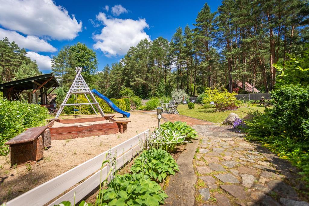 Bed and Breakfast Mazurska Lesniczowka Nowy Zyzdroj Exteriér fotografie